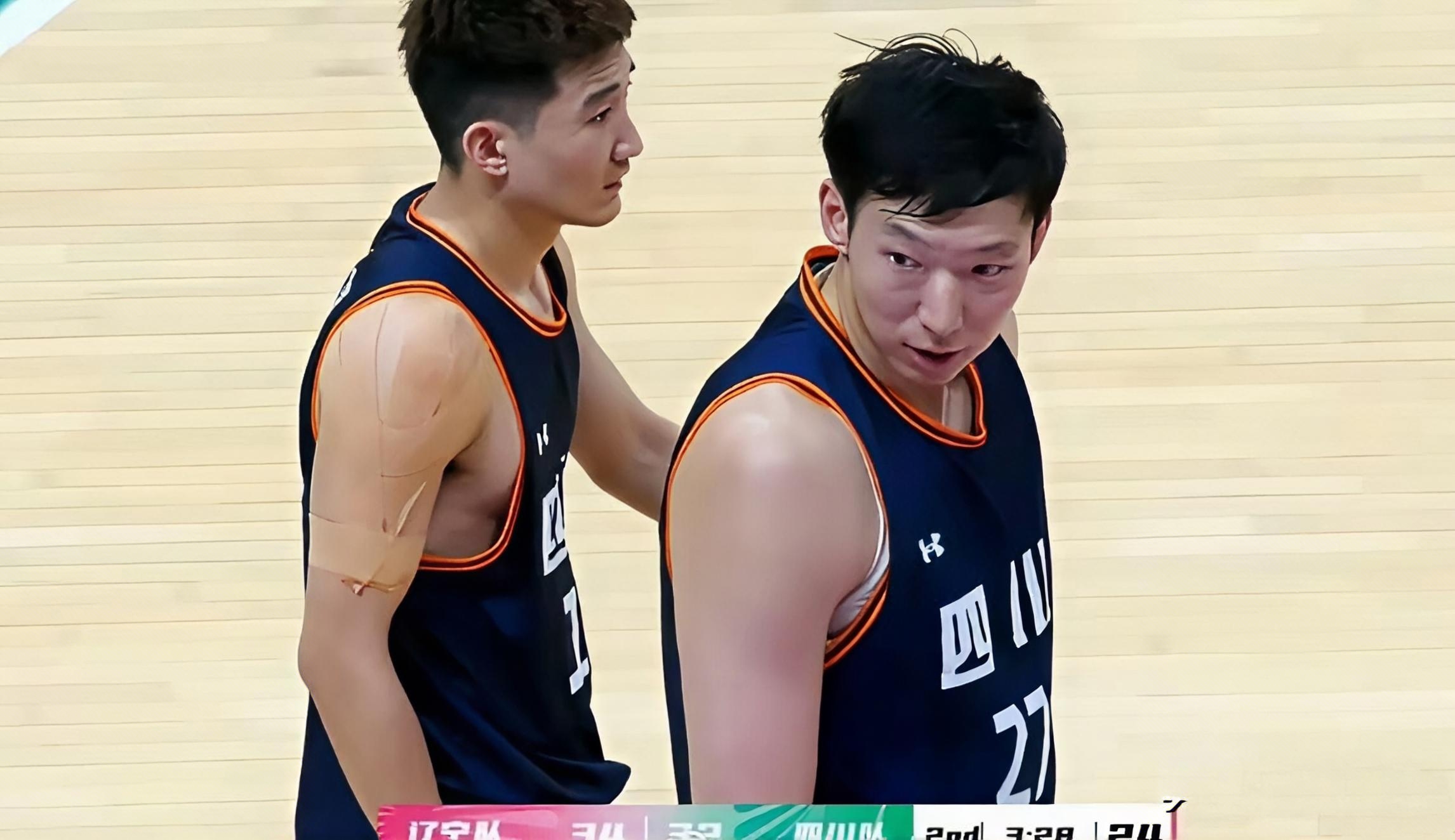 辽宁队翻盘快船，周琦刷新纪录