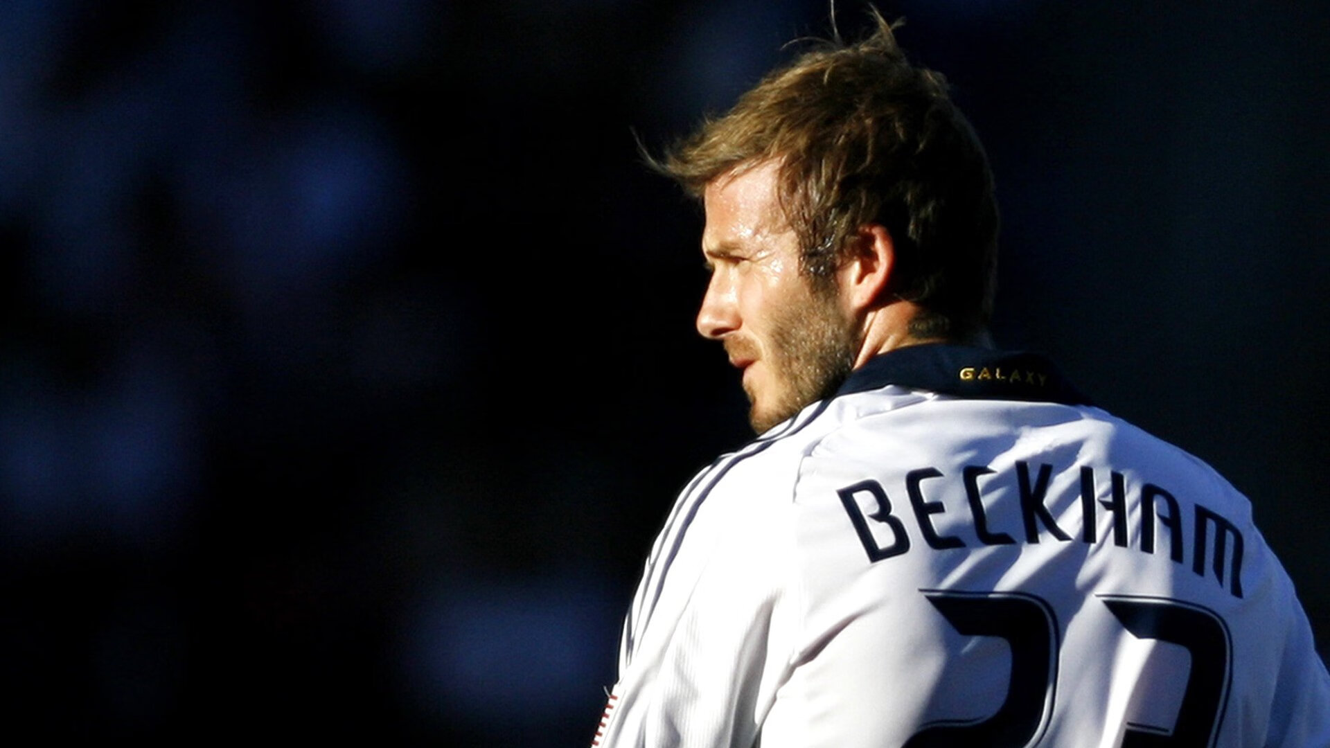 德里赫特,当舞台灯光亮起,他便是风暴本身