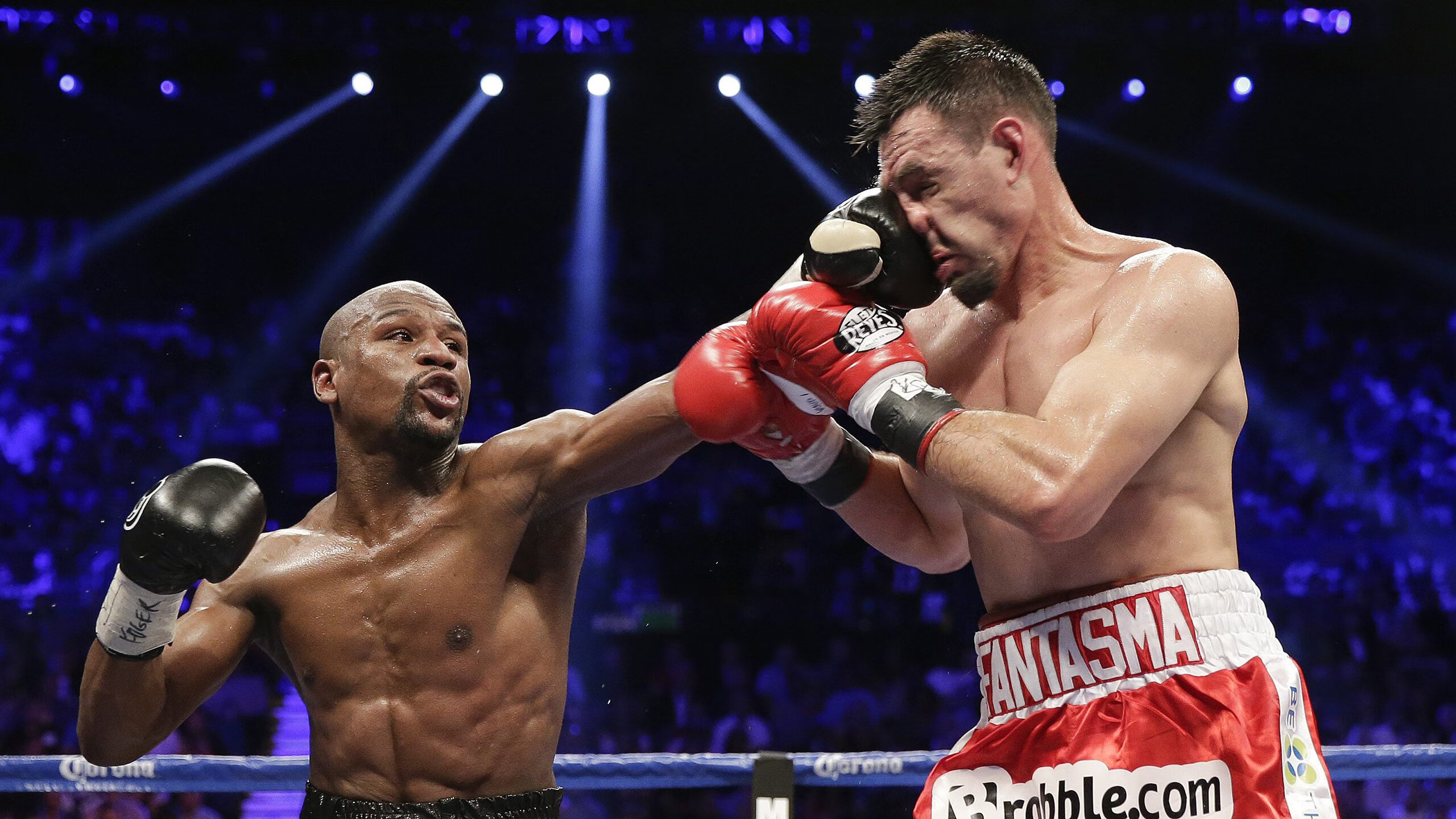 拉文状态火热，广东队压制新疆队，当个人英雄主义遭遇团队铁壁